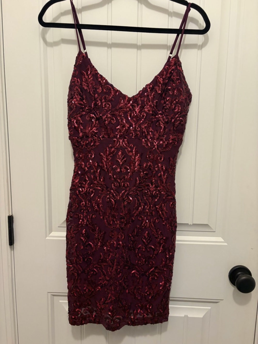 Windsor Elegant Burgundy Sequin Hoco Dress